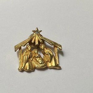 Avon Lapel Tack Pin Gold Tone Religious Nativity Scene Christmas